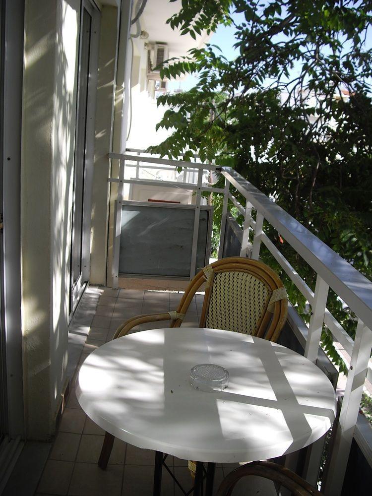 Bristol Apartments Kos Town Luaran gambar