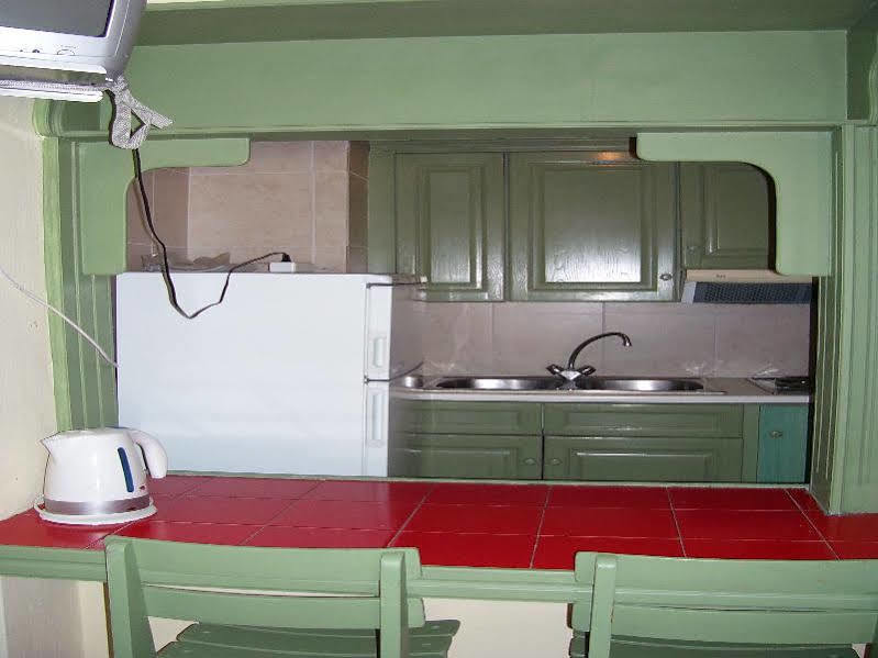 Bristol Apartments Kos Town Luaran gambar
